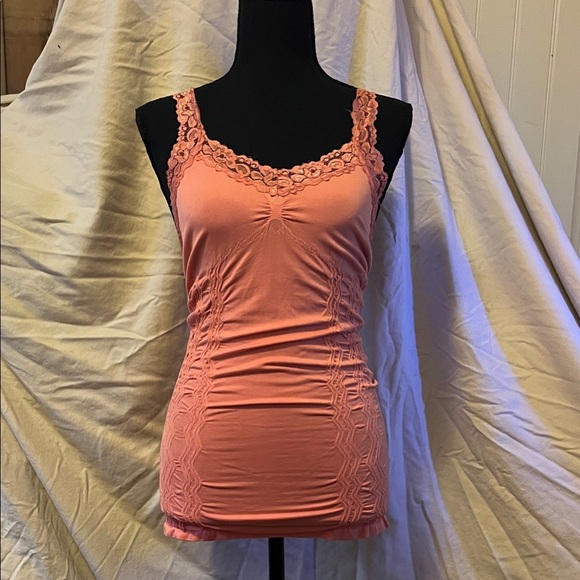 Elle Tian Lace Trim Coral Tank Top - Picture 2 of 4
